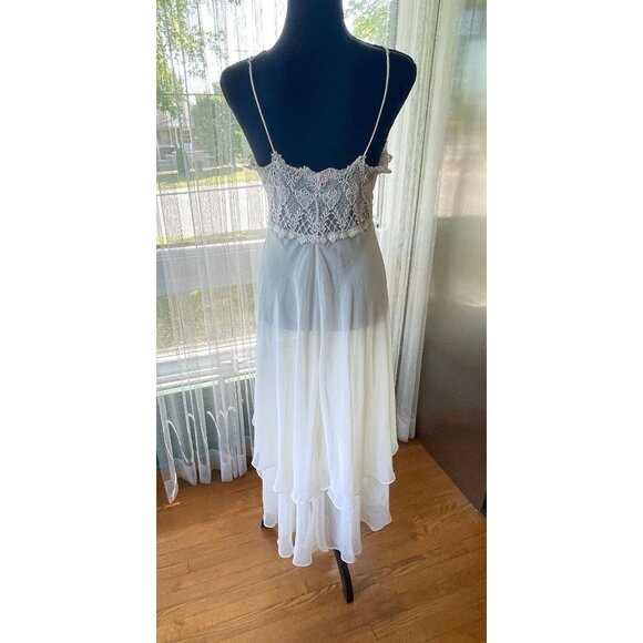 Vintage 80s night dress, silky sheer white, lace bust, Flora Nikrooz, 6/8 (S/M) - Picture 7 of 9